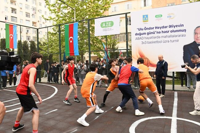 Paytaxtın abad məhəllələrində basketbol yarışları başa çatıb