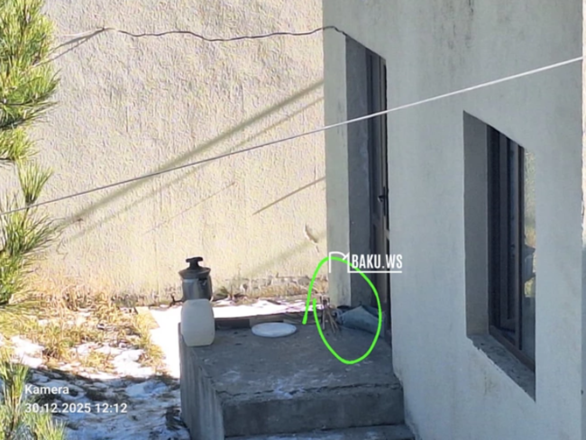 Məktəbdə BİABIRÇILIQ - İşçilər qazanxanada kabab çəkib, yeyib-içmək məclisi qurdular