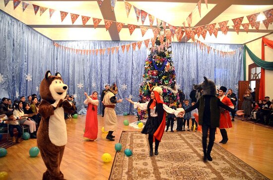 Şəhid və hərbçi ailələrinin uşaqları üçün bayram tədbiri keçirilib