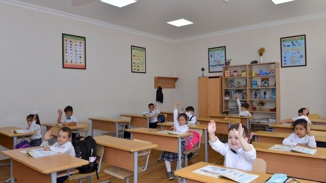 Bakıda bu şagirdlər 14 gün MƏKTƏBƏ GETMƏYƏCƏKLƏR