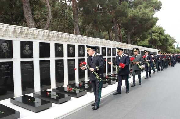 Prokurorluq orqanlarının xidməti fəaliyyətdə fərqlənən əməkdaşları mükafatlandırılıb - FOTO