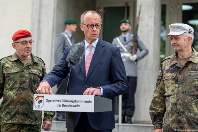 Almaniyada məcbur hərbi xidmət gündəmdədir, qadınlar da çağırıla bilər