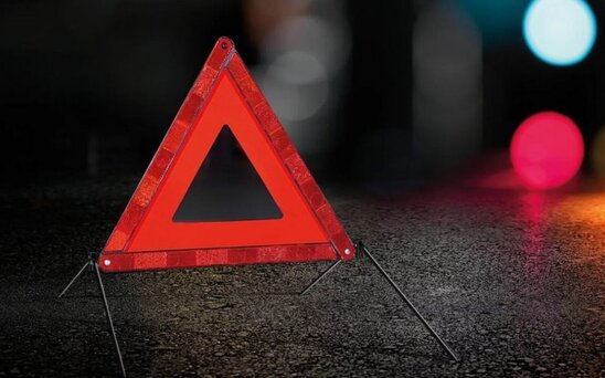 Sabirabadda avtomobil piyadanı vurub