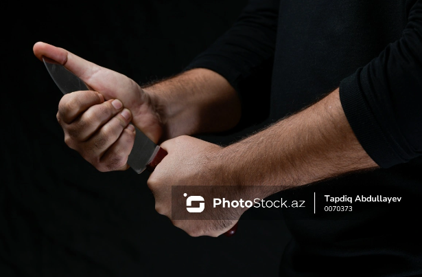 Gəncədə orta məktəb şagirdi bıçaqlandı