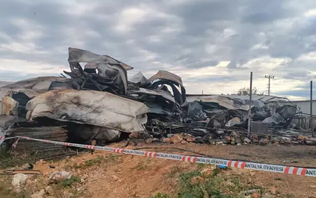 Türkiyədə ailə faciəsi - Hamilə ana və 5 uşağı yanaraq öldü