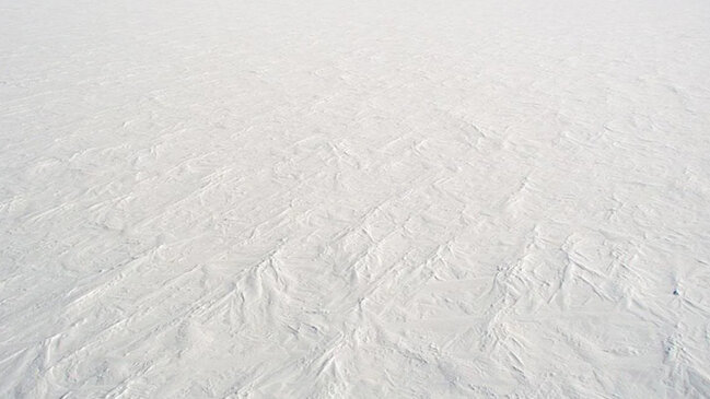 Okeanlar tamamilə donsa da, bəzi sahələr -15 tempraturda maye qalıb