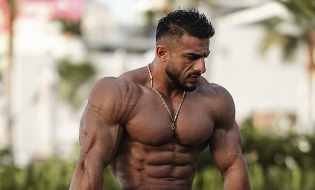 Eks-sevgilisindən Hidayətə ittihamlar - "550 min pulumu ələ keçirib, məni dəfələrlə döyüb"