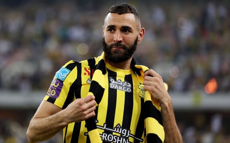 "Əl-İttihad"ın baş məşqçisi Benzemanı məşqlərdən kənarlaşdırıb