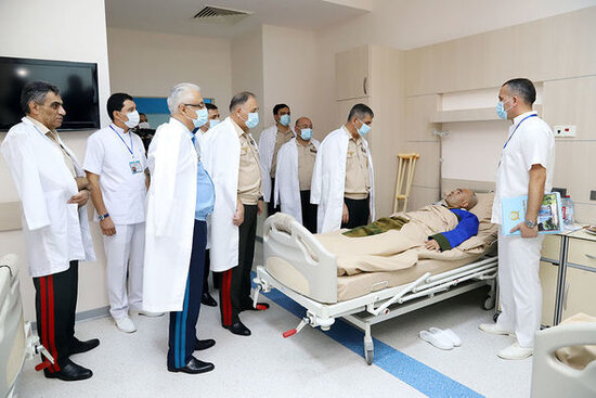 Zakir Həsənov yaralılarla görüşdü -- FOTO/VİDEO