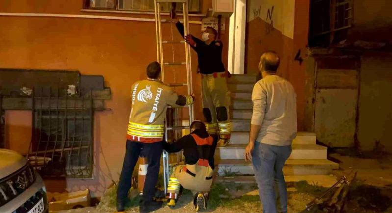 Binadan gələn pis qoxu acı gerçəyi ortaya çıxardı - VİDEO