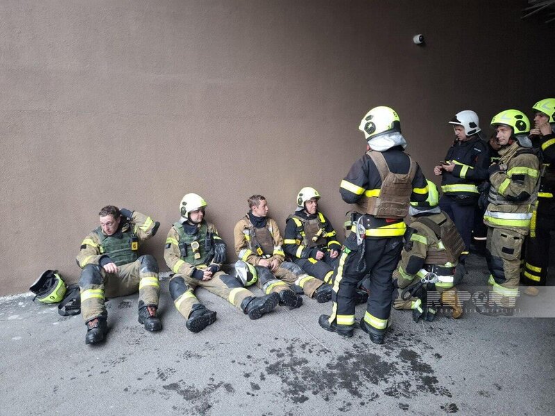 Kiyevdə Azərbaycan səfirliyinin yaxınlığı bombalandı - Ölənlər və yaralananlar var - FOTO