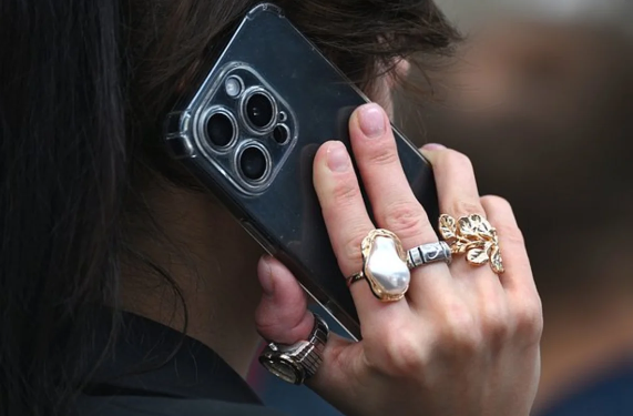 Böyük ekranlı cihazların çatışmazlıqları məlum oldu