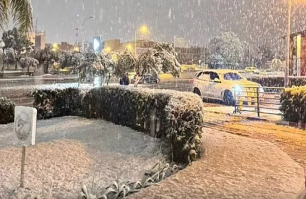 Bu şəhərə 25 ildən sonra ilk dəfə qar yağdı