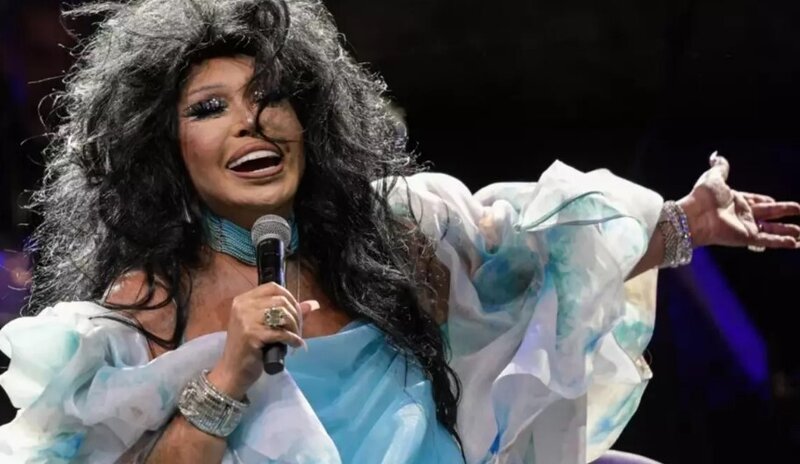 Bülent Ersoydan Ramazan sürprizi - FOTO