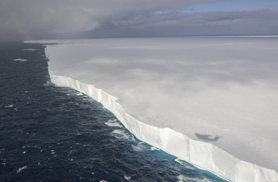 Buz təbəqələrinin sürətlə əriməsinin dünyaya fəlakətli nəticələri açıqlandı