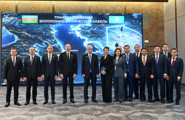 Əliyevlə Tokayev Trans-Xəzər Fiber-Optik Kabel Xəttinin açılışını etdi - Fotolar
