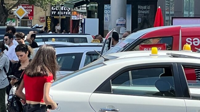 Taksi sürücüləri nağdsız ödənişləri qəbul etmir: Bu problem necə həll olunmalıdır? - VIDEO