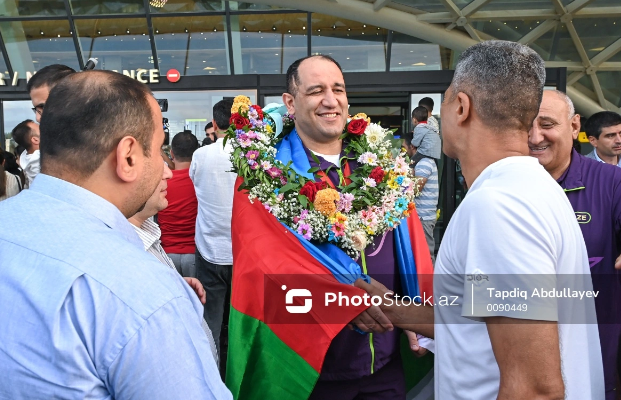 İlham Zəkiyev doqquzuncu dəfə Avropa çempionu olub