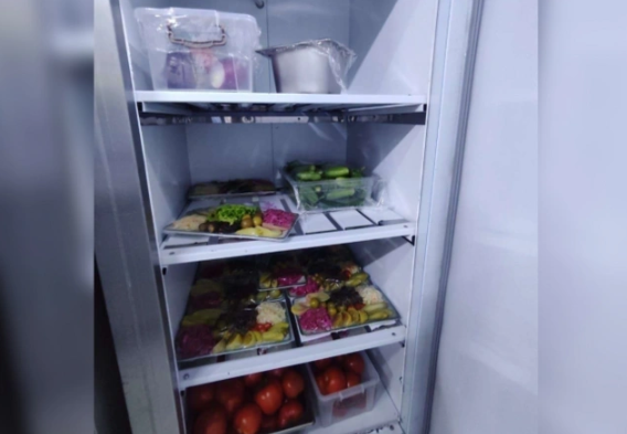 "Tut" restoranında qida məhsulunda uyğunsuzluq aşkarlandı, icraat başlandı