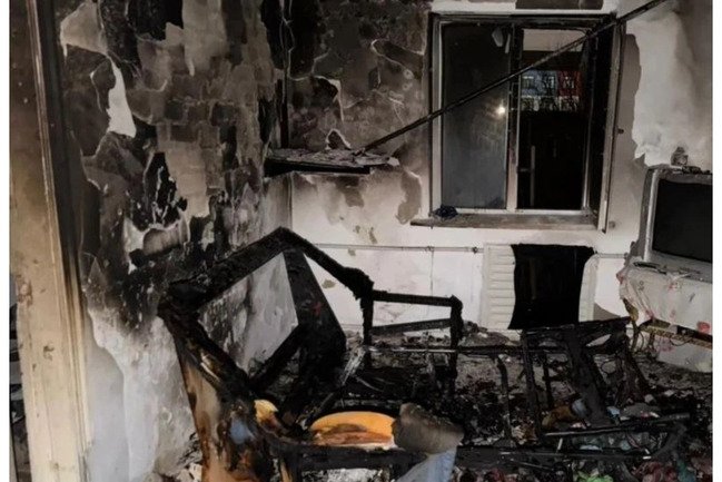 İranın Bəndər-Abbas şəhərində çoxmərtəbəli binada partlayış baş verib