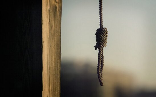 İranda müxalifətçinin atası intihar edib