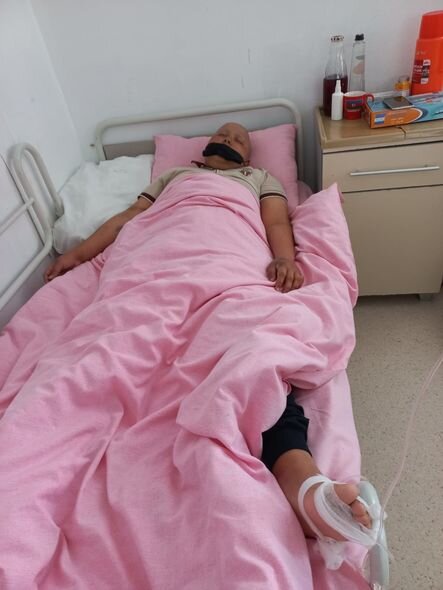 13 yaşlı Emil leykozdan əziyyət çəkir - FOTO