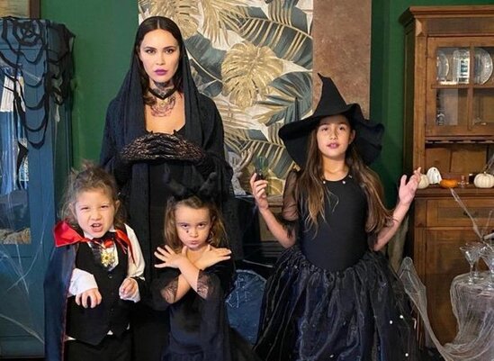 Məşhur qapıçının həyat yoldaşı dindarlara sərt cavab verdi - FOTO