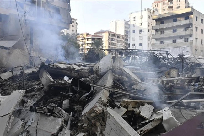 İsrailin zərbələri nəticəsində Livanda ölənlərin sayı 400-ə çatır