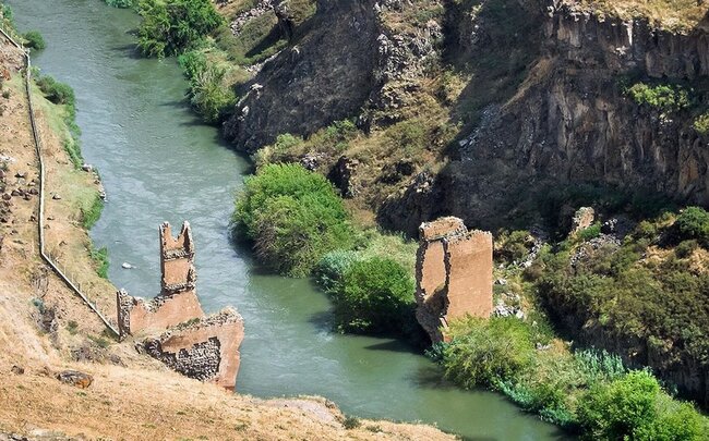 Ermənistan Ani körpüsünün bərpası ilə bağlı Türkiyəyə öz yanaşmalarını təqdim edib