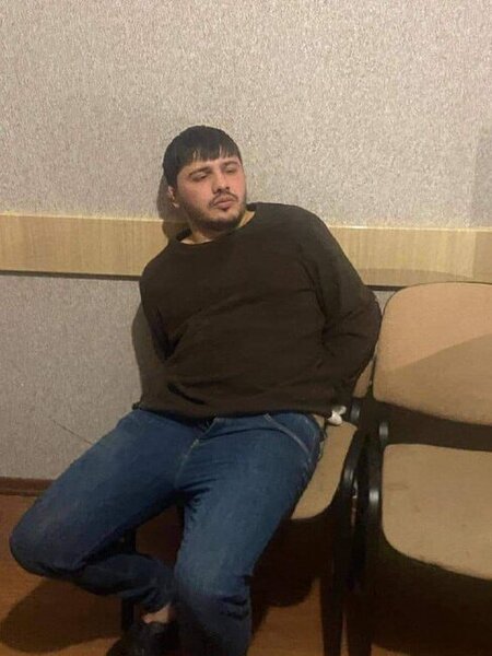 Ailəsini baltalamaqda şübhəli bilinən Əhmədin YENİ FOTOSU