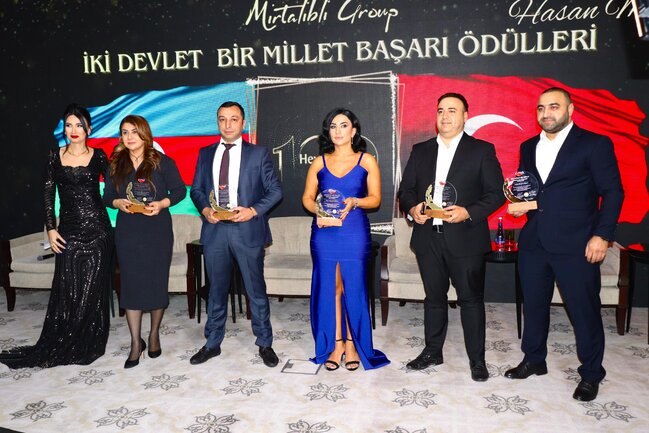 "İki devlet bir millet başarı ödülleri" öz sahiblərinə təqdim olundu- FOTO/VİDEO