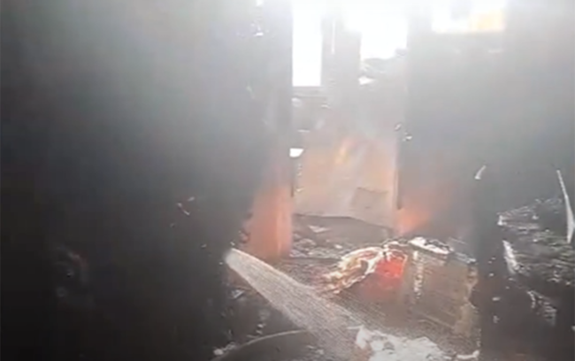 Bakıda yataqxanada yanğın - Video