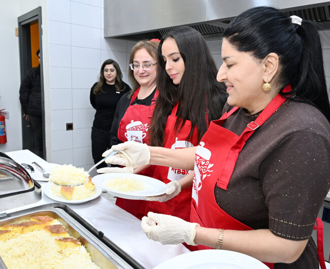 Leyla Əliyeva iftar məclisində - Fotolar