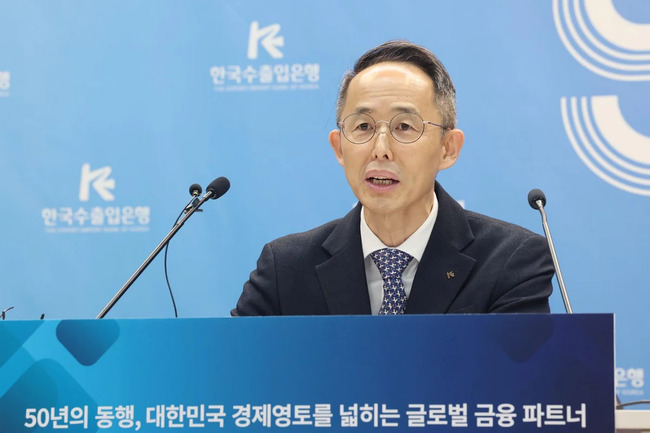 "Korea Eximbank": Biz "tam vaxtında" dövründən "hər ehtimala qarşı" dövrünə keçirik
