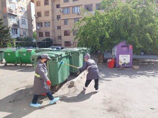 Bu gün Bakının 545 küçəsi yuyulub
