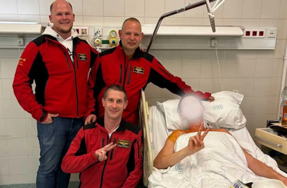 Macarıstanda cərrah küçənin ortasında ürək əməliyyatı etdi