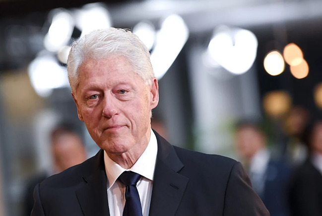 Bill Klinton Epşteyn işi ilə əlaqəsini təkzib edib