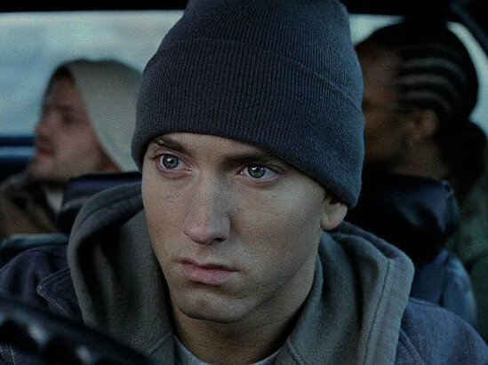 Eminem yeni albom buraxdı-VİDEO