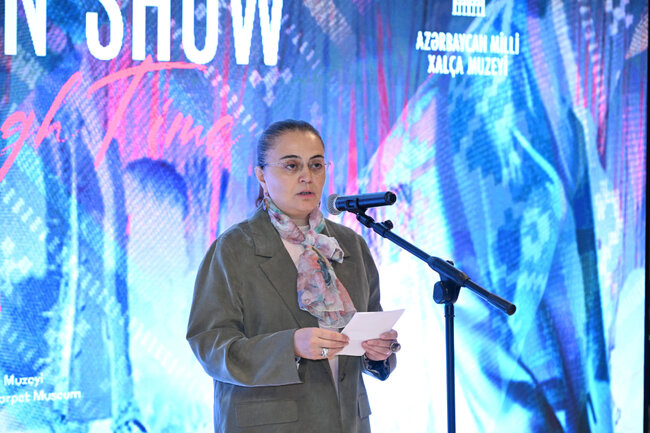 Alyona Əliyeva moda nümayişini izlədi - Fotolar