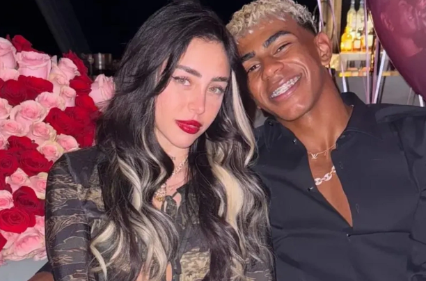 "Barselona"nın ulduzu sevgilisi ilə ayrıldığnı elan etdi