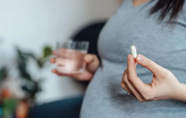 Yeni araşdırma Trampın parasetamol və autizm arasında əlaqə nəzəriyyəsini təkzib etdi