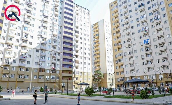 Eyni binada müəmmalı intiharlar: Qızlardan birinin meyiti soyuq olub - FOTO/VİDEO