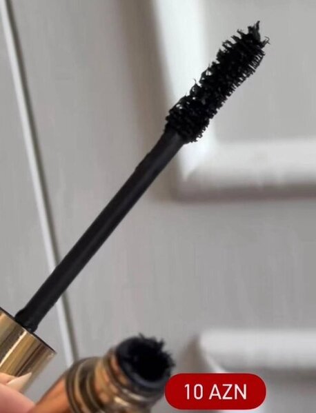 Aynişan işlətdiyi kosmetikaları satışa çıxardı - TƏNQİD EDİLDİ