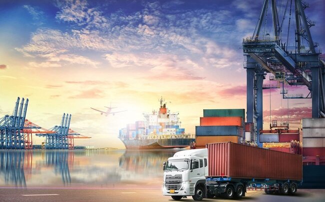 Azərbaycandan keçən nəqliyyat dəhlizlərində yük daşınması 1 %-dən çox artıb