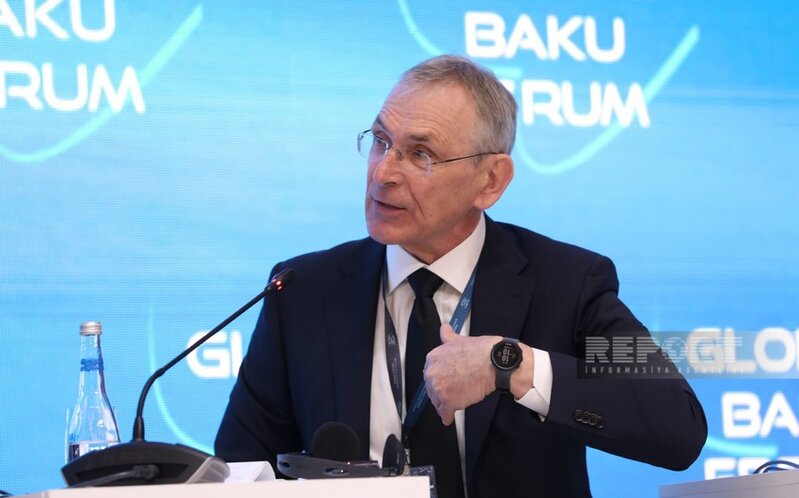 Keçmiş komissar: Aİ-nin təcili genişlənməsinə ehtiyac var