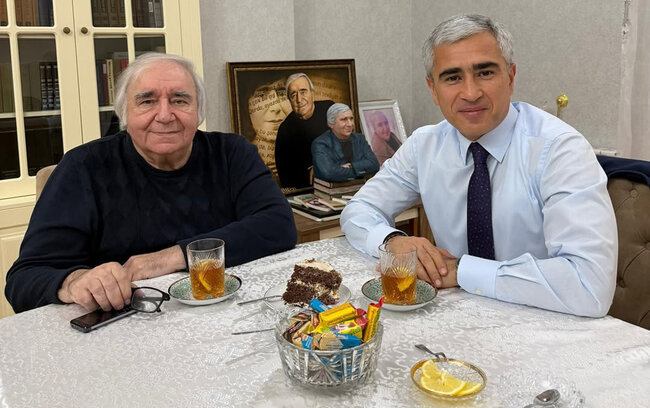 Anar Ələkbərov Ramiz Rövşəni evində ziyarət etdi - Foto