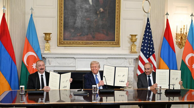 Mehriban Əliyeva tarixi görüşlə bağlı paylaşım etdi - Fotolar