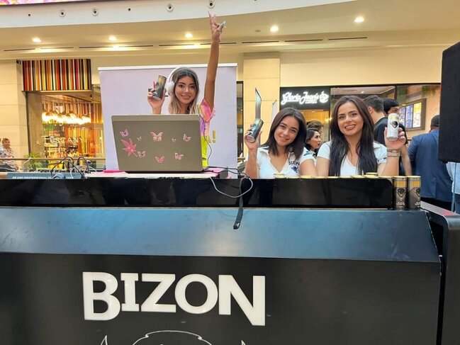 Yapon avtomobilləri festivalı uğurla başa çatdı