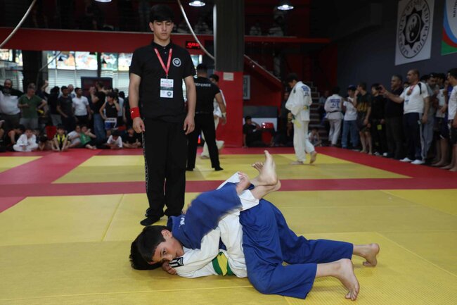 Silahlı Qüvvələr gününə həsr olunmuş Braziliya Ciu-Citsu üzrə Açıq Bakı turniri keçirildi.