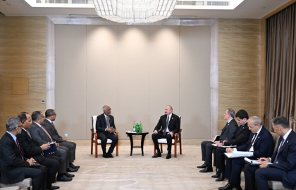 İlham Əliyev Maldiv prezidenti ilə görüşüb